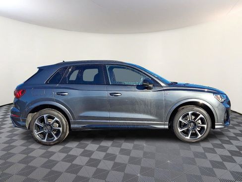 Certified 2025 Audi Q3 2.0T Premium Plus w/ Premium Plus Package image 7