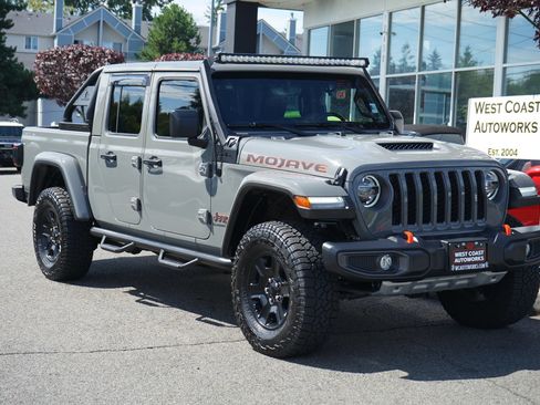Used 2022 Jeep Gladiator Mojave w/ LED Lighting Group AWD/4WD image 7