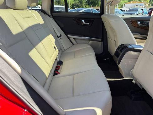 Used 2015 Mercedes-Benz GLK 350 2WD image 16