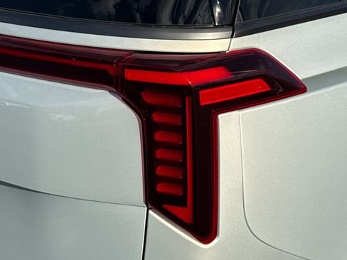 New 2026 Kia Carnival SX Prestige image 34