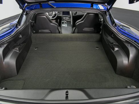 Used 2018 Chevrolet Corvette Z06 RWD image 31