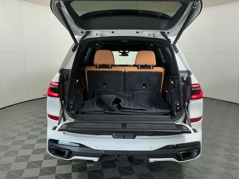 Certified 2024 BMW X7 xDrive40i w/ M Sport Package AWD/4WD image 31