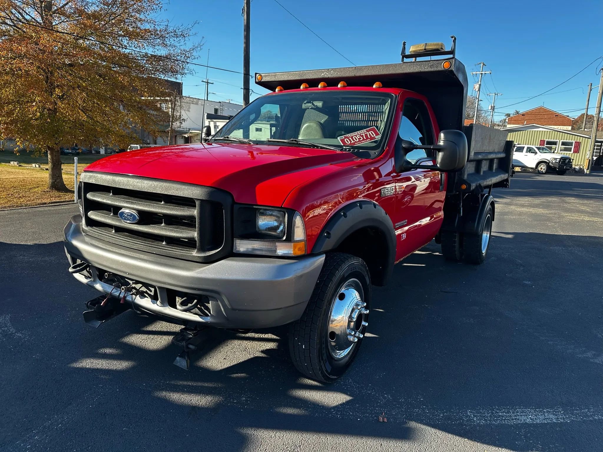 Used 2003 Ford F550 4x4 Regular Cab Super Duty image 9