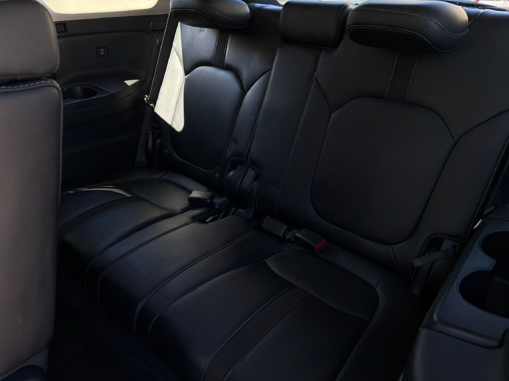 Used 2025 Honda Pilot EX-L image 19