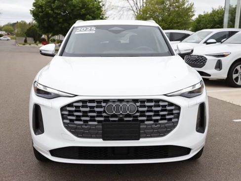 Used 2025 Audi Q5 Premium w/ Convenience Package AWD/4WD image 11