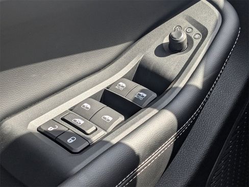 New 2025 Jeep Grand Cherokee Limited w/ Black Appearance Package image 23