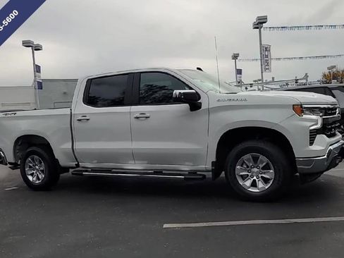 New 2026 Chevrolet Silverado 1500 LT image 3