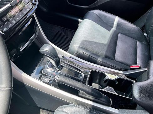 Used 2016 Honda Accord EX-L image 17