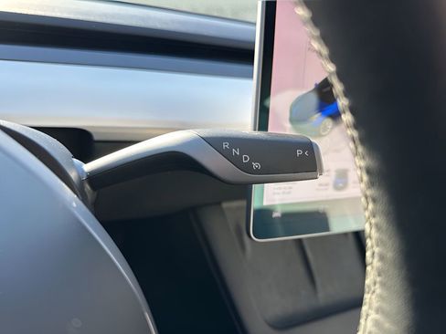 Used 2022 Tesla Model 3 Long Range image 17