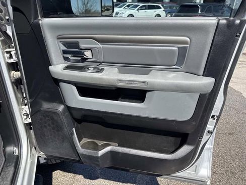 Used 2018 RAM 5500 SLT w/ Quick Order Package 29G SLT image 15