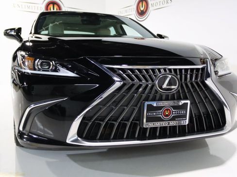 Used 2022 Lexus ES 350 w/ Premium Package image 23