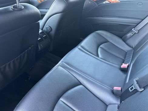 Used 2007 Mercedes-Benz E 350 Sedan image 24