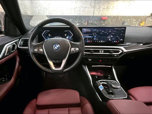 Used 2024 BMW i4 eDrive40 w/ Premium Package RWD image 8
