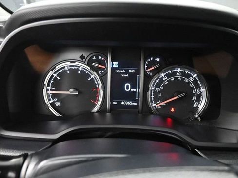Used 2024 Toyota 4Runner TRD Off-Road image 13