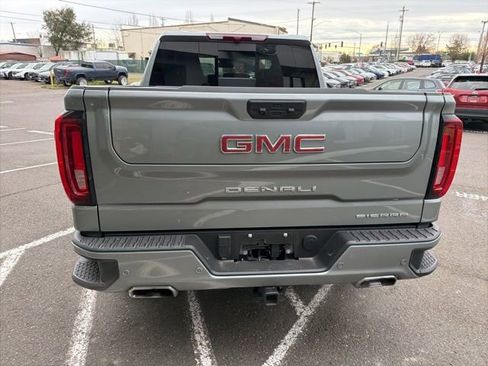 Used 2025 GMC Sierra 1500 Denali image 9