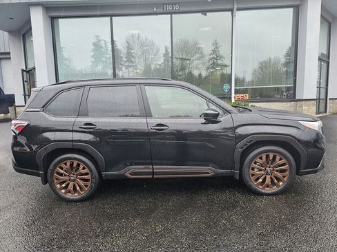 Used 2025 Subaru Forester Sport image 8