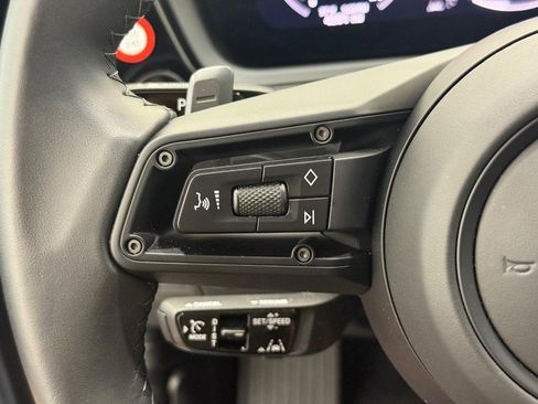 Certified 2024 Porsche Cayenne Coupe image 19