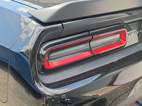 Used 2021 Dodge Challenger R/T Scat Pack RWD image 10