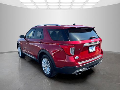 Used 2024 Ford Explorer King Ranch w/ Technology Package RWD image 6