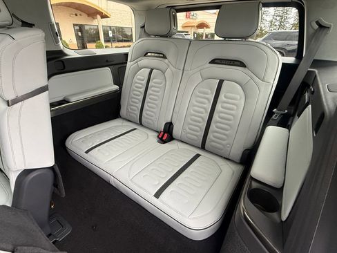 Used 2023 Rivian R1S Adventure AWD/4WD image 13
