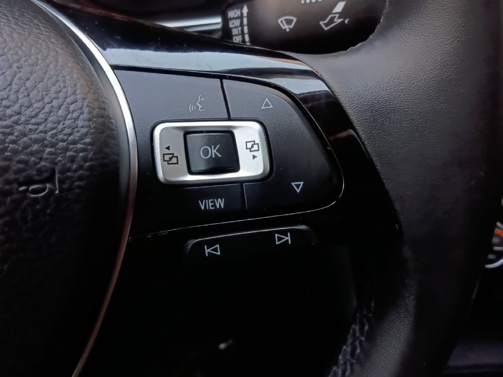 Used 2020 Volkswagen Jetta SE FWD image 25