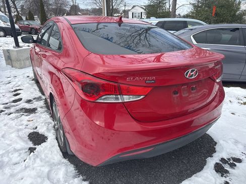 Used 2013 Hyundai Elantra SE image 7