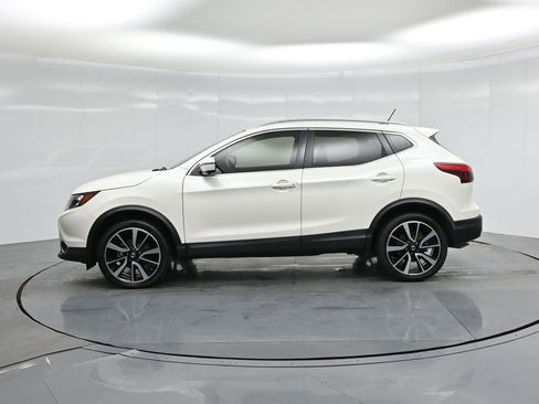 Used 2019 Nissan Rogue Sport SL w/ Premium Package image 28
