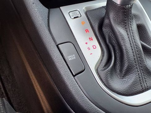 Used 2021 Kia Forte LXS FWD image 25