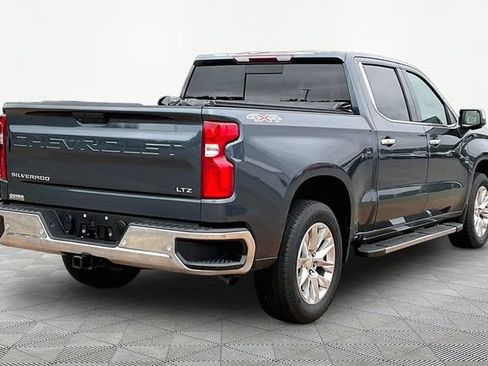 Used 2022 Chevrolet Silverado 1500 LTZ w/ LTZ Premium Package AWD/4WD image 5