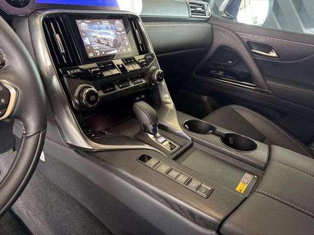 Certified 2025 Lexus LX 700h Luxury AWD/4WD image 21