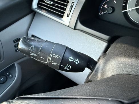 Used 2013 Honda Odyssey Touring image 22