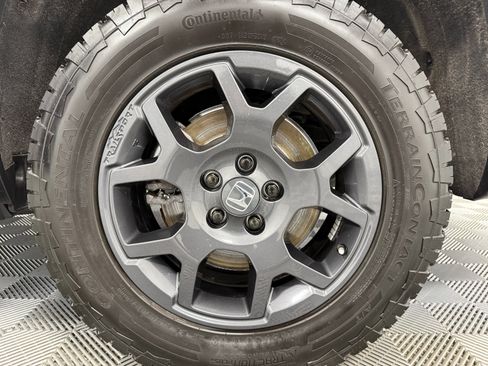 Used 2025 Honda Pilot TrailSport image 40