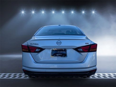 Used 2024 Nissan Altima 2.5 SR image 4