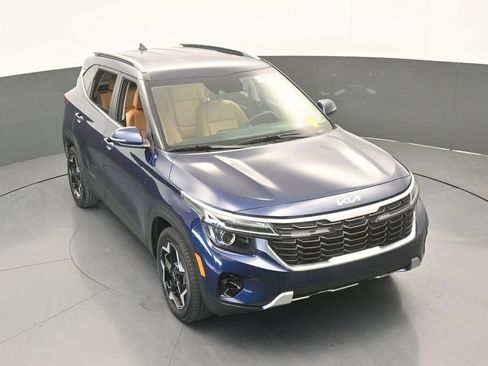 Used 2024 Kia Seltos EX image 53