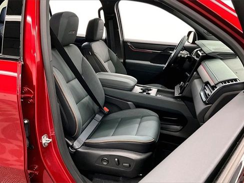 Used 2025 GMC Acadia AT4 w/ LPO, Floor Liner Package image 7