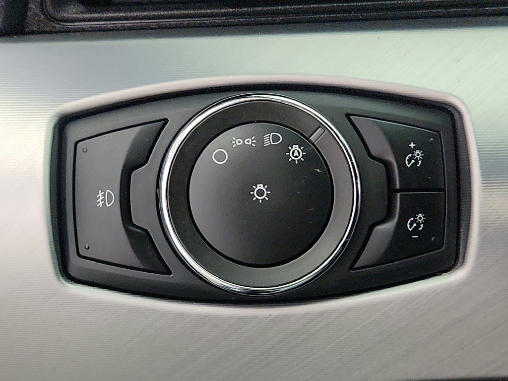 Used 2020 Ford Mustang Premium RWD image 21