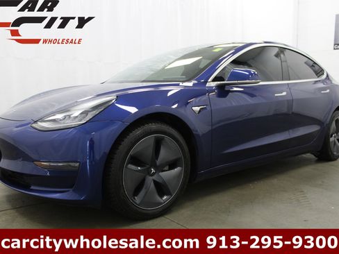 Used 2020 Tesla Model 3 Long Range image 1