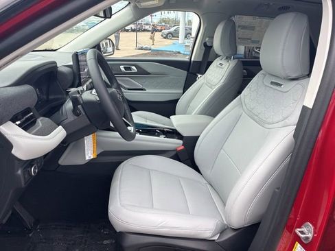 New 2026 Ford Explorer Platinum w/ LUX Leather Package AWD/4WD image 20