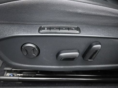 Used 2024 Volkswagen ID.4 S RWD image 11