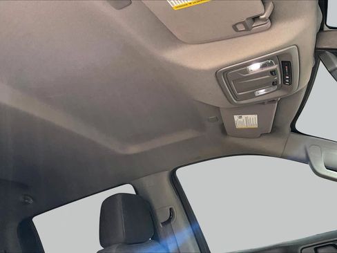 Used 2021 Chevrolet Silverado 1500 LT AWD/4WD image 14