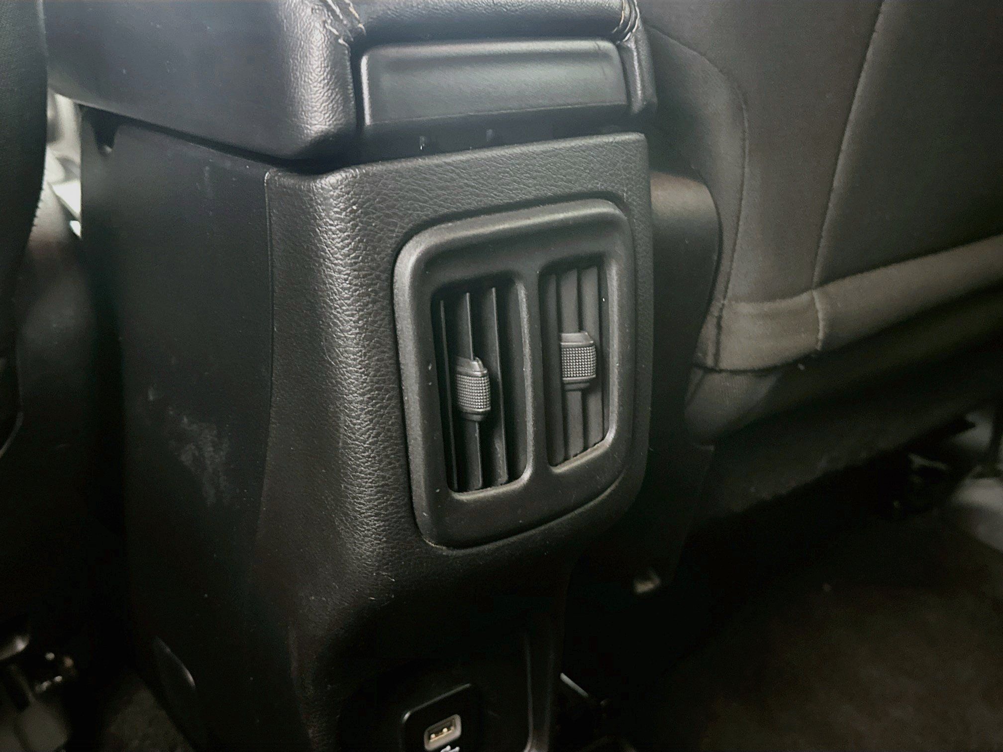 Used 2018 Jeep Compass Sport FWD image 27