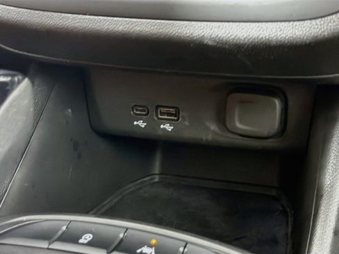 Used 2026 Buick Envista Preferred FWD image 25