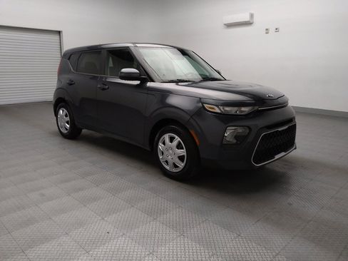 Used 2021 Kia Soul LX image 13