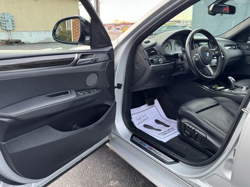 Used 2017 BMW X4 M40i w/ Technology Package AWD/4WD image 8