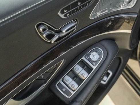 Used 2017 Mercedes-Benz S 550 4MATIC Sedan image 30