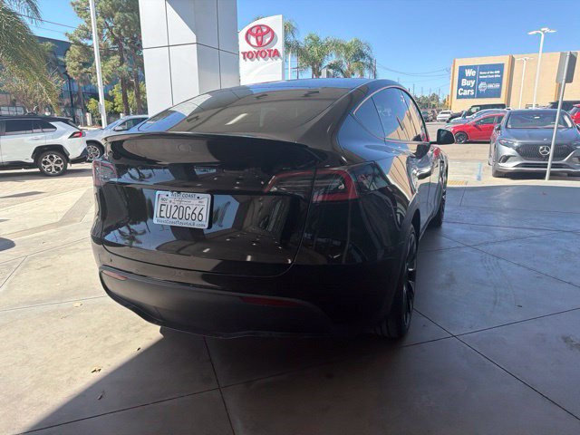 Used 2021 Tesla Model Y Long Range AWD/4WD image 10