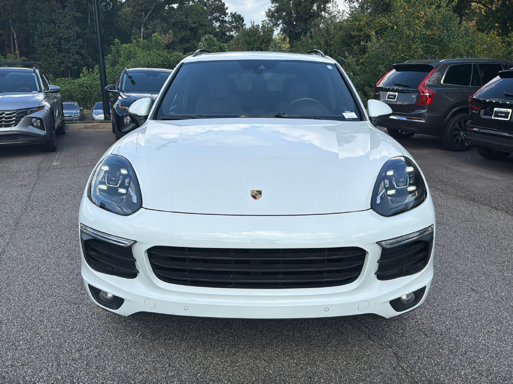 Used 2016 Porsche Cayenne AWD/4WD image 2