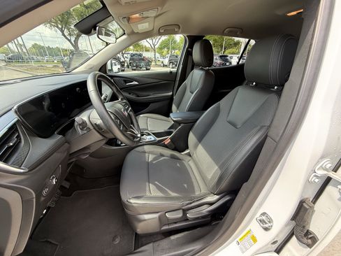 Used 2025 Buick Encore GX Preferred image 28