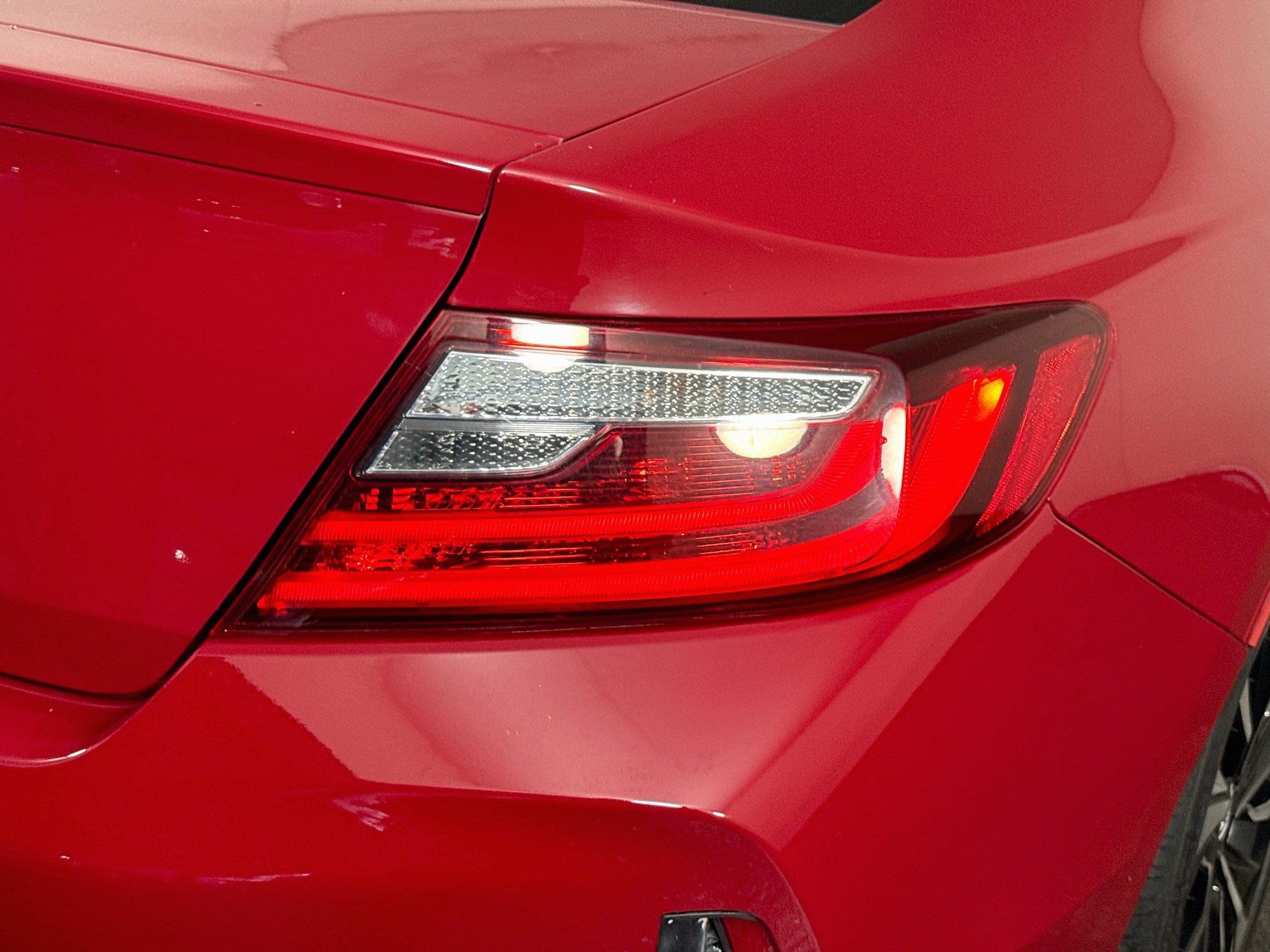 Used 2016 Honda Accord EX-L image 32