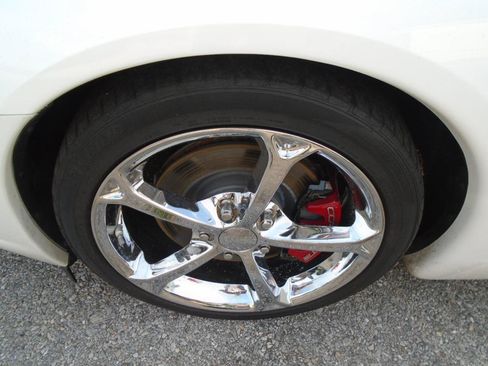Used 2009 Chevrolet Corvette Convertible w/ Preferred Equipment Group RWD image 13